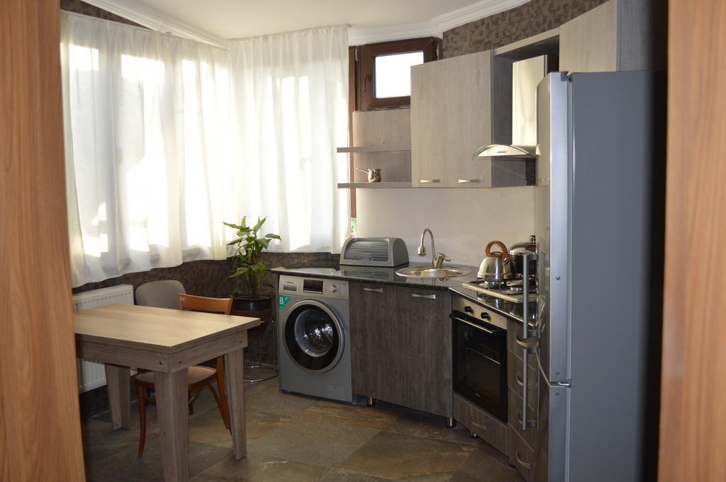 Terasa Mtacminda Apartment Tbilisi Exterior photo